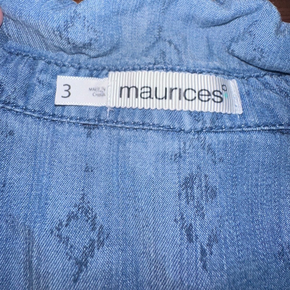 Maurices Blue Chambray Southwestern Print Button Down Shirt Plus Size 3 3X - Picture 7 of 7